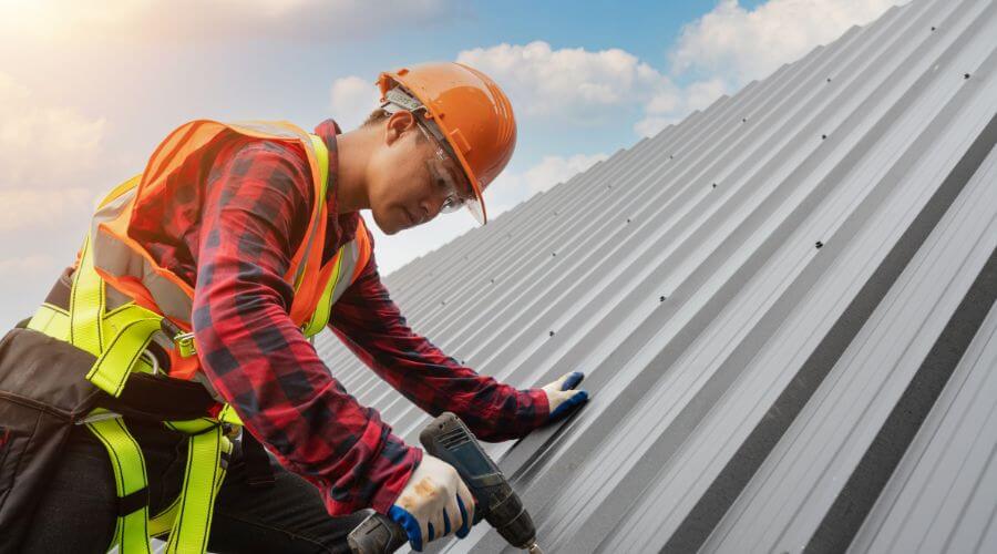 Expert tile roof repair services in Kensington, OH
